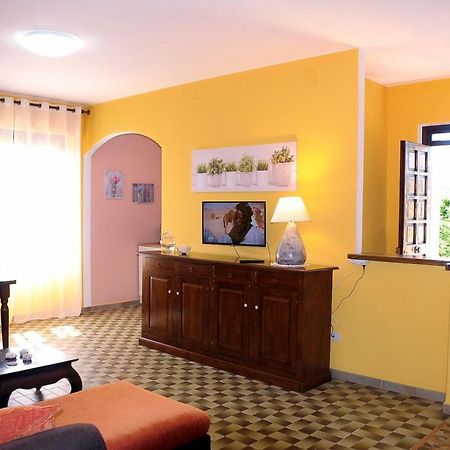 Il Ciliegio Apartment Monti Luaran gambar