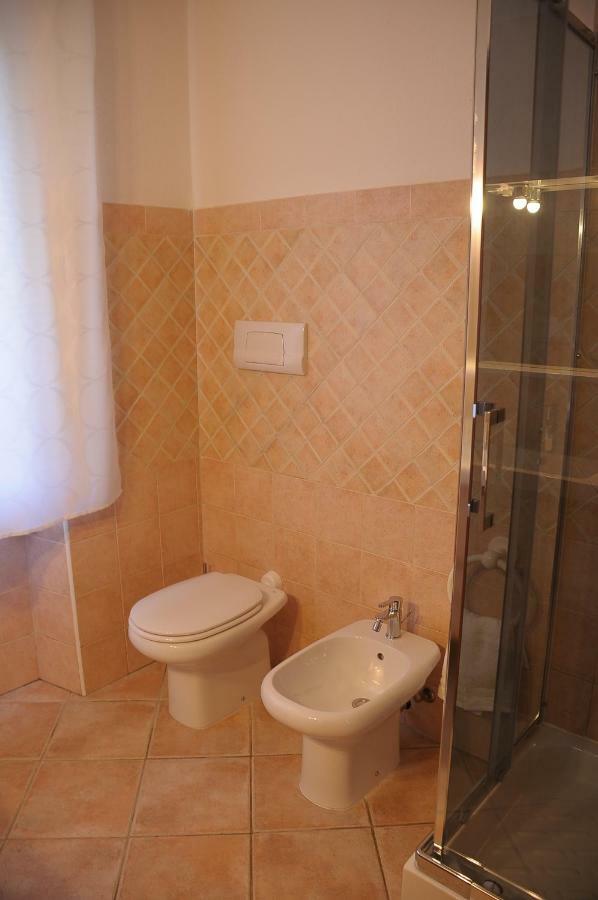 Il Ciliegio Apartment Monti Luaran gambar